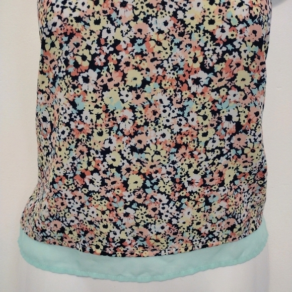 Charlotte Russe - Floral Spaghetti Straps Top - Picture 3 of 9